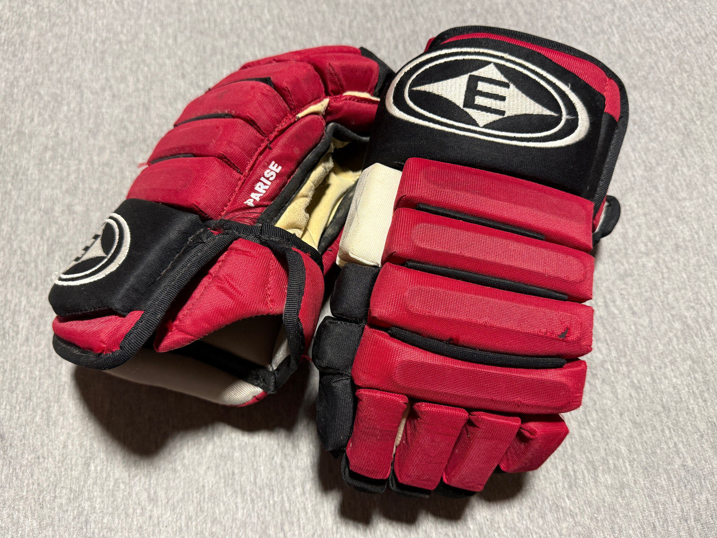 New Jersey Devils Zach Parise Rookie Era Game Worn Gloves - consignment