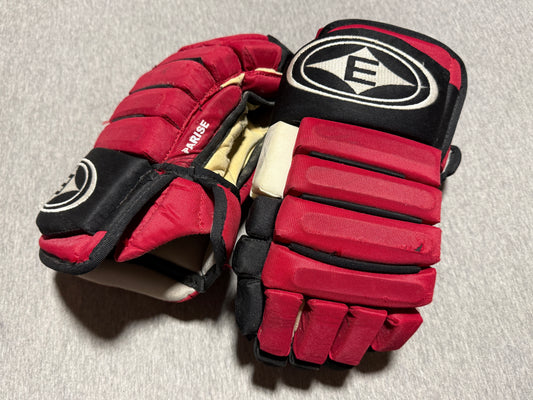 New Jersey Devils Zach Parise Rookie Era Game Worn Gloves - consignment