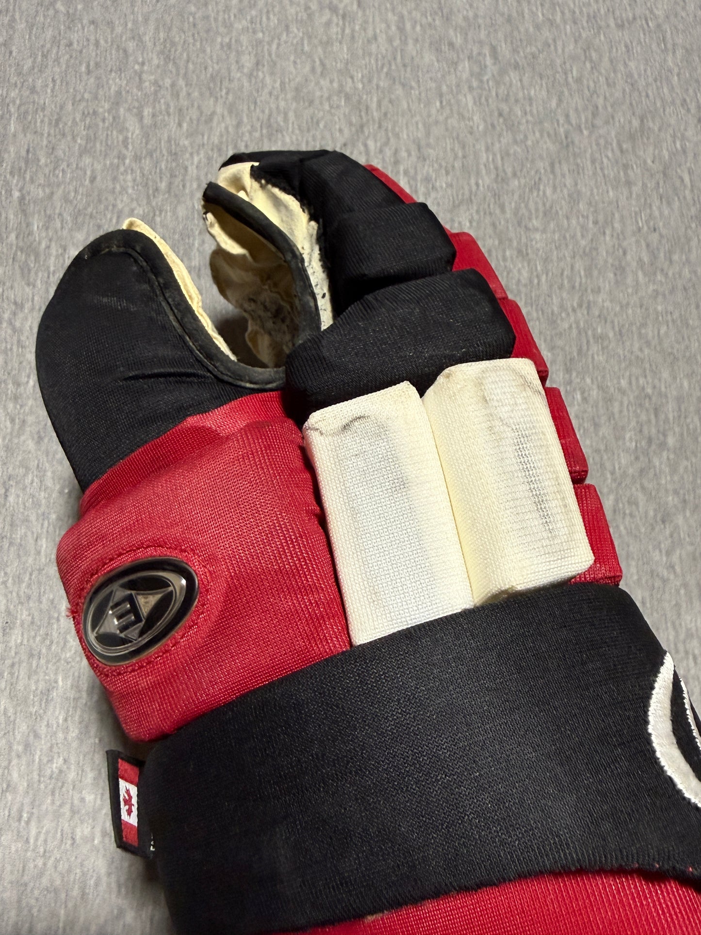 New Jersey Devils Zach Parise Rookie Era Game Worn Gloves - consignment