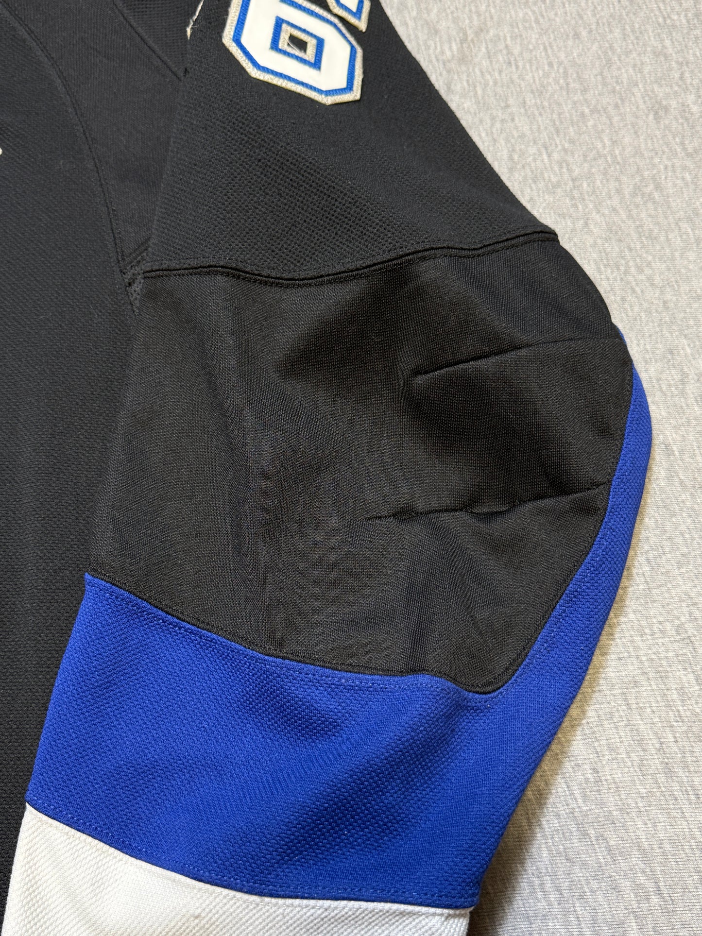 Tampa Bay Lightning Andre Roy Game Worn Jersey - consignment